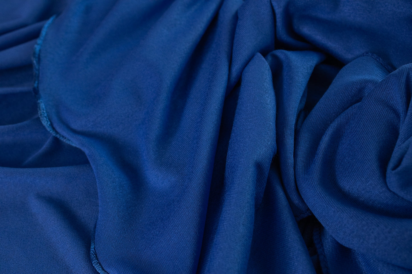 Bleu électrique