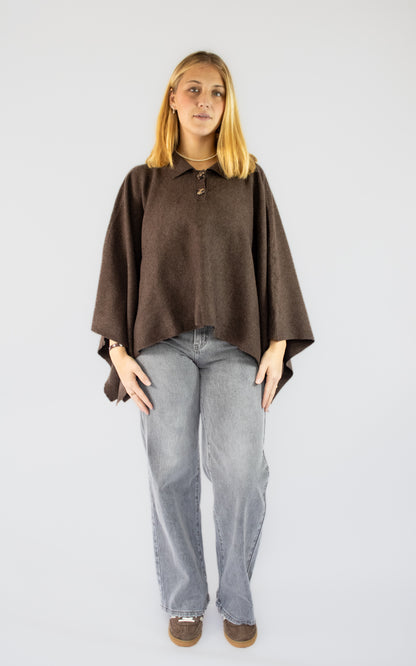 Poncho marron col polo