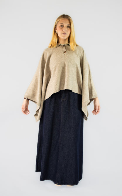 Poncho beige col polo