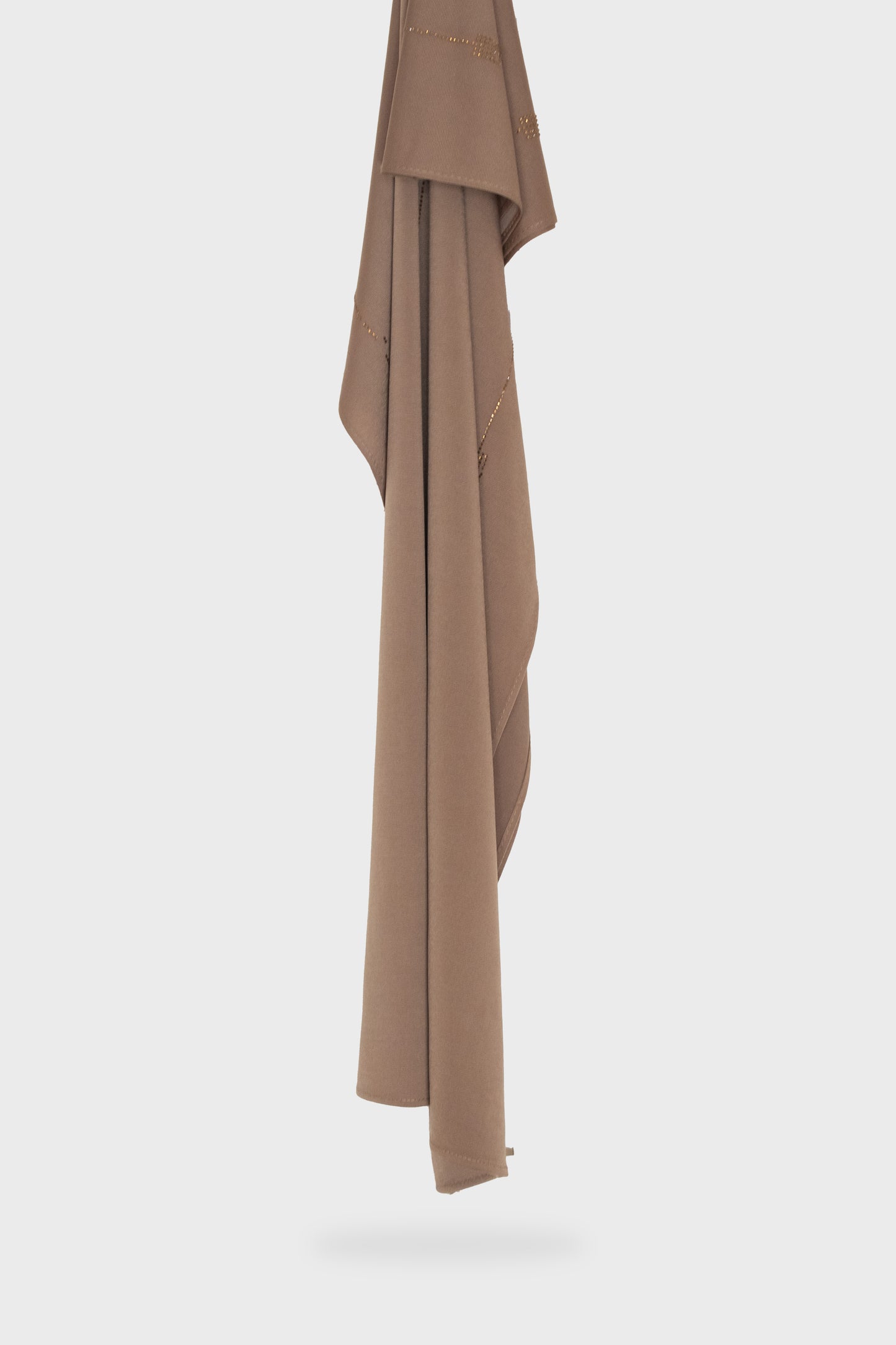 Hijab jersey premium stones accroché, strass élégants alignés sur tissu fluide