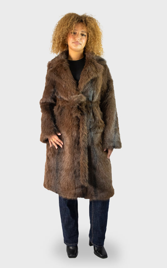 Manteau en fausse fourrure