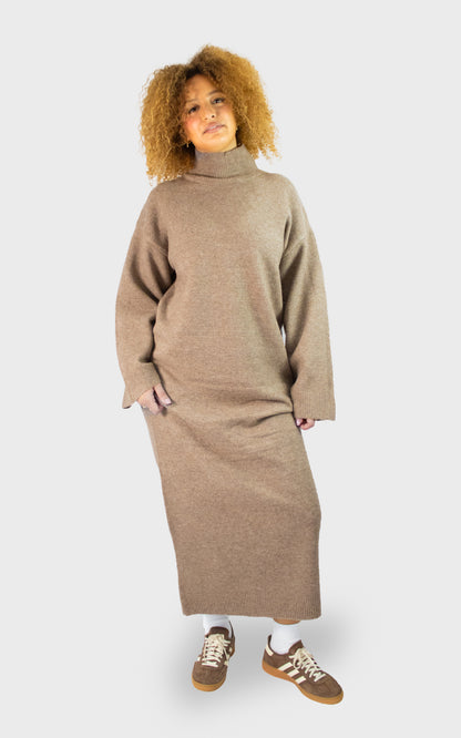 Robe longue en maille