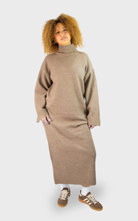 Robe longue en maille