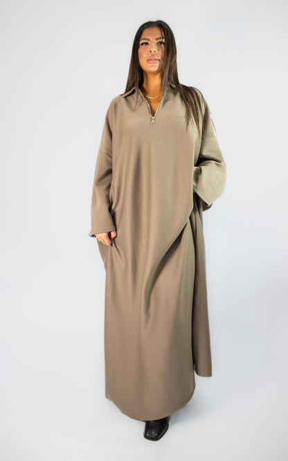 Robe fluide à col zippé