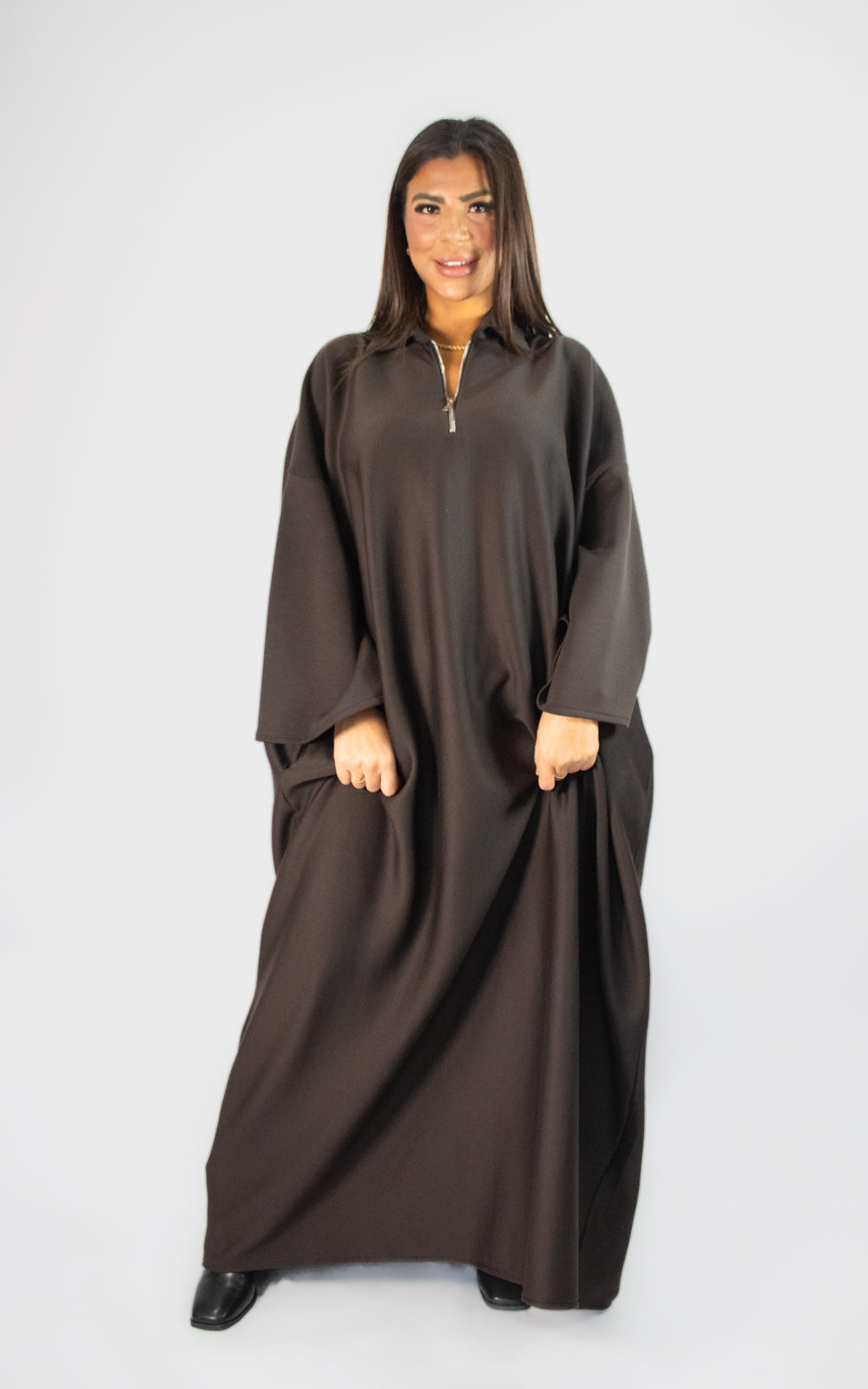 Robe fluide à col zippé